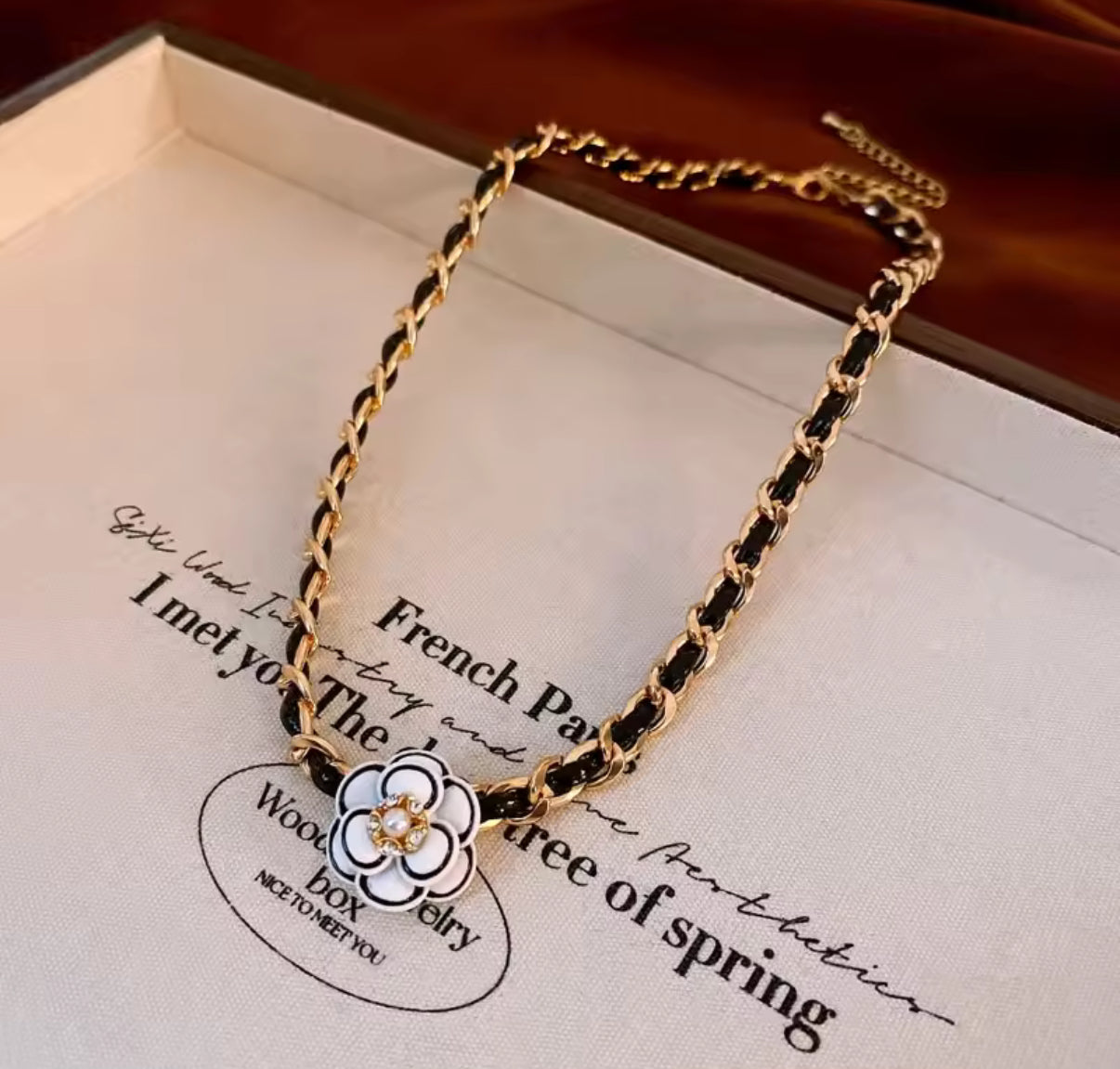 Mademoiselle Necklace