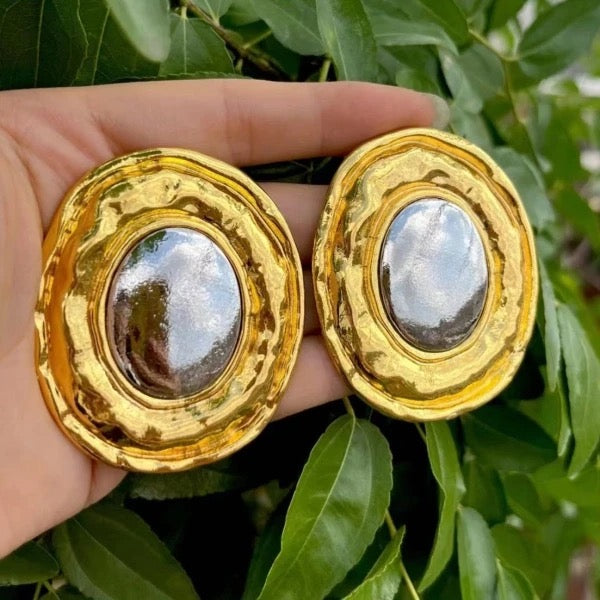 Madison Avenue Earring